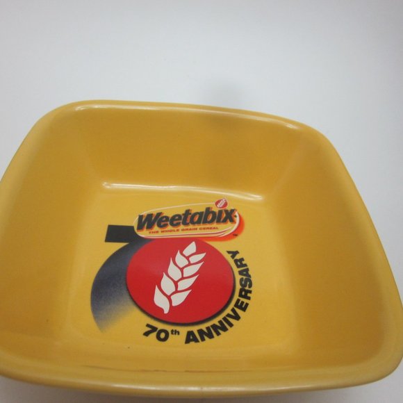 Weetabix 70th anniversary bowls - Picture 3 of 4